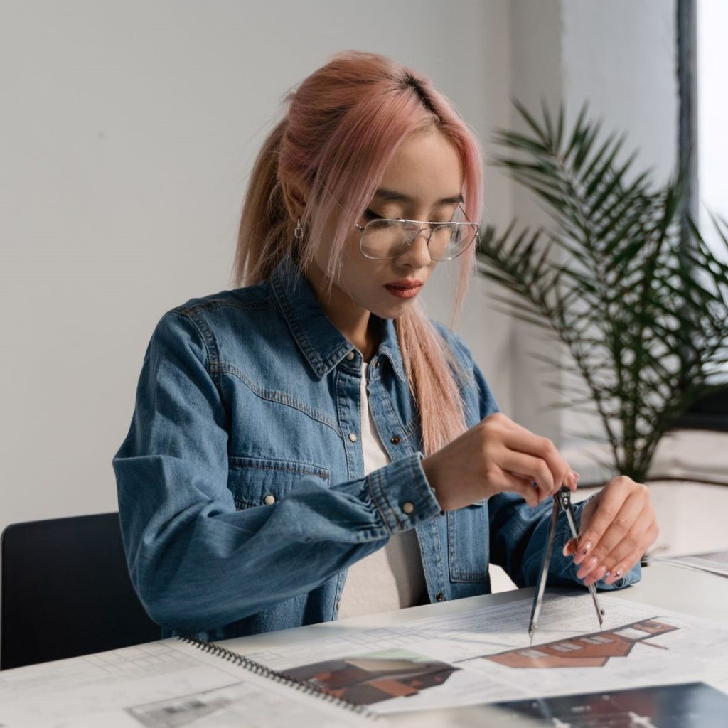 freelance graphic designer