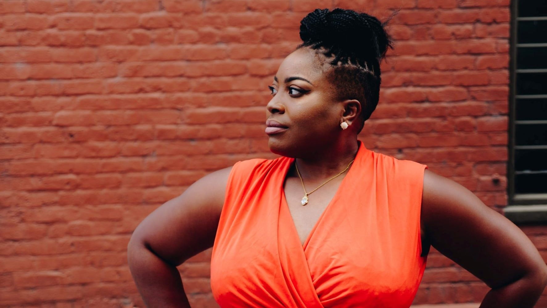 woman starting a graphic design business